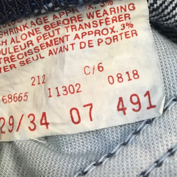 Authentic 1982 Straight Leg Dark Denim Wrangler Jeans - Picture 6 of 6